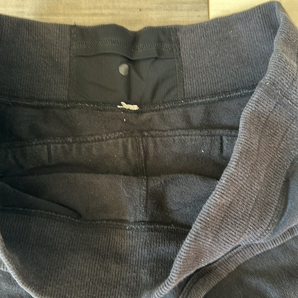 Size 8 Vintage lululemon shorts GUC - Picture 2 of 8